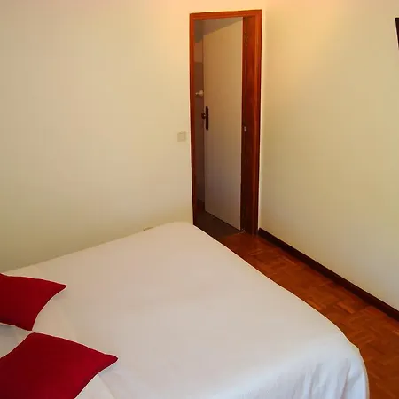 ゲストハウス Hospedagem Baia De Giestas